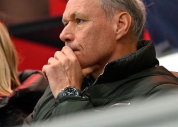 Van Basten bijes protiv Ajaxa: “Previše gnoma i klauna okolo”