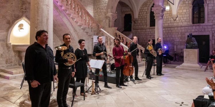 Večeras Brass&Percussion septet, a u četvrtak Poljanić i Kossjanenko s DSO-om