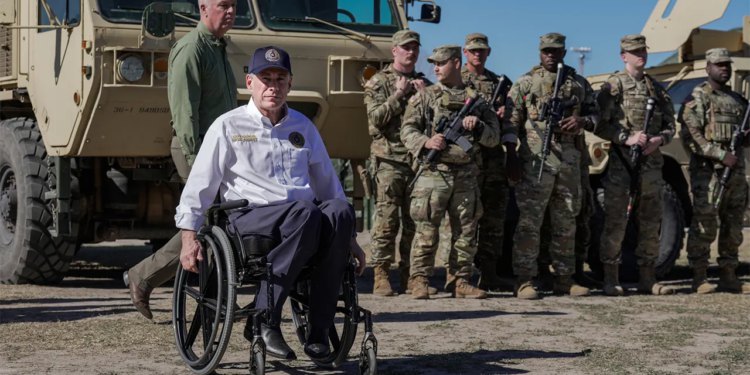 Vlada Teksasa Abbott raspoređuje Nacionalnu gardu radi zaštite savezne imovine