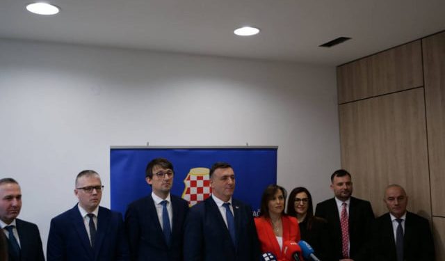 Vlada Županije Zapadnohercegovačke kupuje pet službenih vozila vrijednih 350 tisuća KM