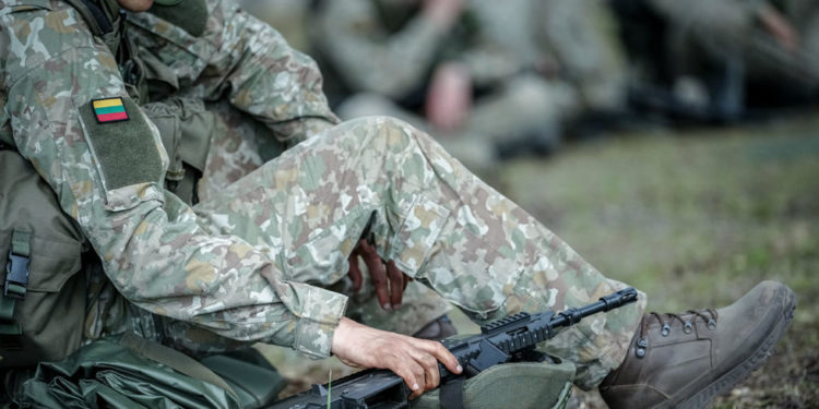 Vlada zemlje EU u sukobu oko rekordne vojne potrošnje — RT Rusija i bivši Sovjetski Savez