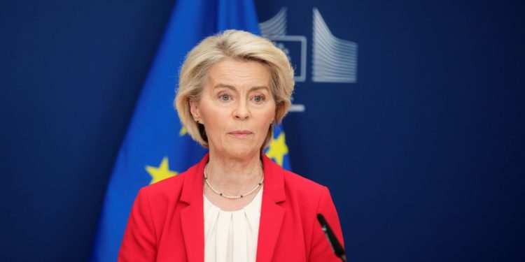 Von der Leyen slam s pogrešnim medijima – Politico – RT World News