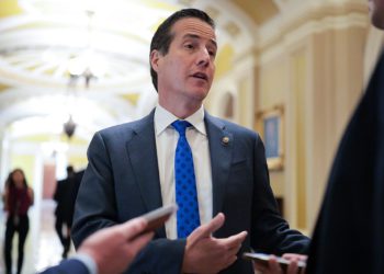 Zakon o isključivanju nametnuo bi svakodnevni porez na zakonodavce tijekom zatvaranja vlade