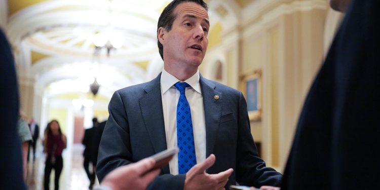 Zakon o isključivanju nametnuo bi svakodnevni porez na zakonodavce tijekom zatvaranja vlade