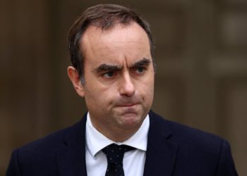 Zašto je Francuska još jednom na rubu kolapsa – i može li Macron preživjeti?