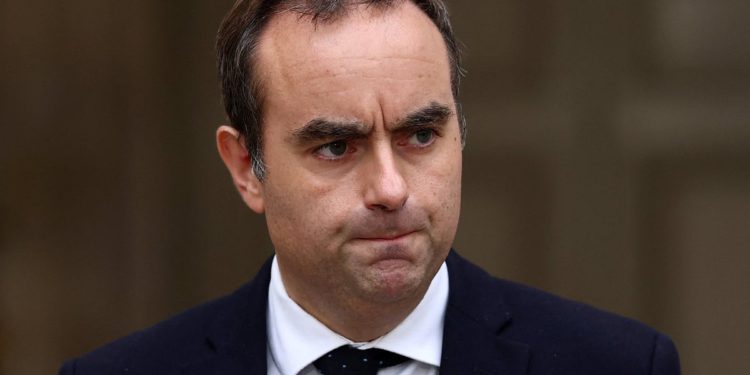 Zašto je Francuska još jednom na rubu kolapsa – i može li Macron preživjeti?