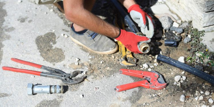 Zbog izvanrednih radova desetak gradskih ulica na Poluotoku danas bez vode!