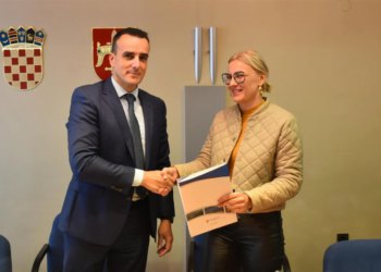 Župan potpisao ugovore s udrugama: Gotovo 20 tisuća eura za projekte zaštite okoliša i održivog razvoja