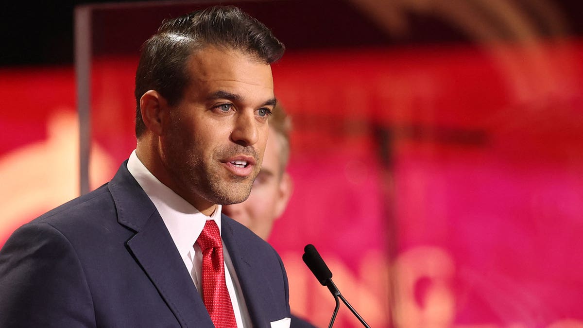 Glasnogovornik Turn Point USA (TPUSA) Andrew Kolvet