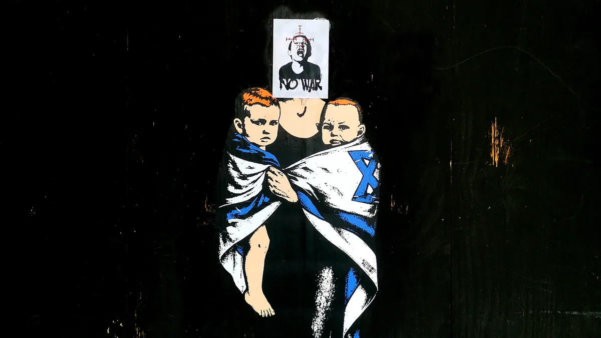 Memorijalni mural Shiri Bibas i sinovi u Milanu oštećen slikom uplakanog dječaka