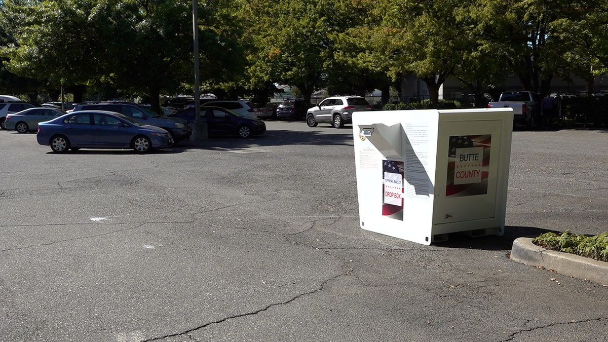 Glasački okvir izvan knjižnice