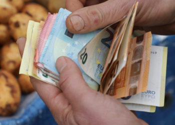 Hrvatima sljedeći tjedan stiže dodatan novac na račune: Na listi za isplatu je 145 tisuća ljudi