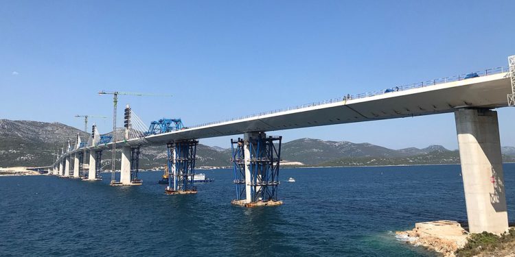 dr.sc. Sanja Vujačić: Hrvatska u fokusu globalnih sila: Što smo u budućnosti – most ili meta?