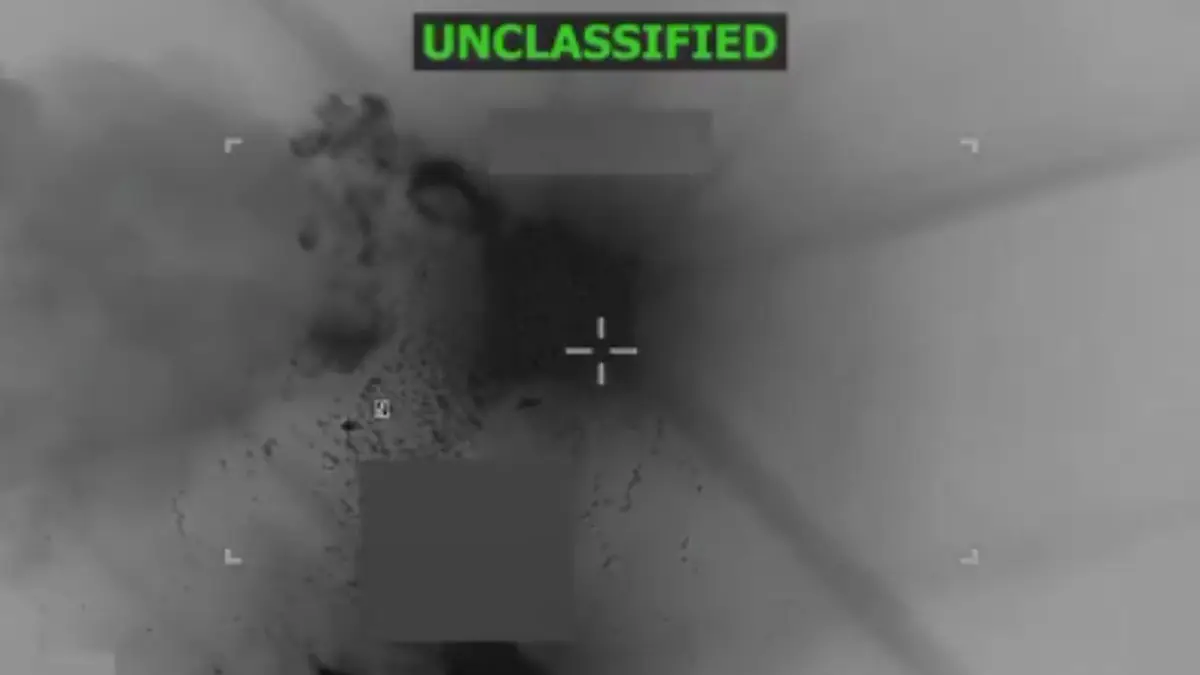 Infracrveni prikaz krhotina i dima nakon američkog noćnog napada na brod za koji se sumnja da je droga.