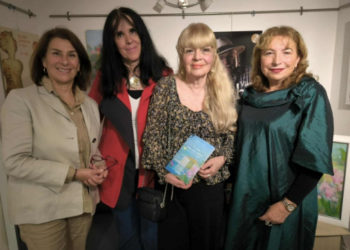 Grad − La notte delle stelle cadenti ili Noć padajućih zvijezda: Dubrovkinja s adresom u Rimu predstavila zbirku pjesama (FOTO)