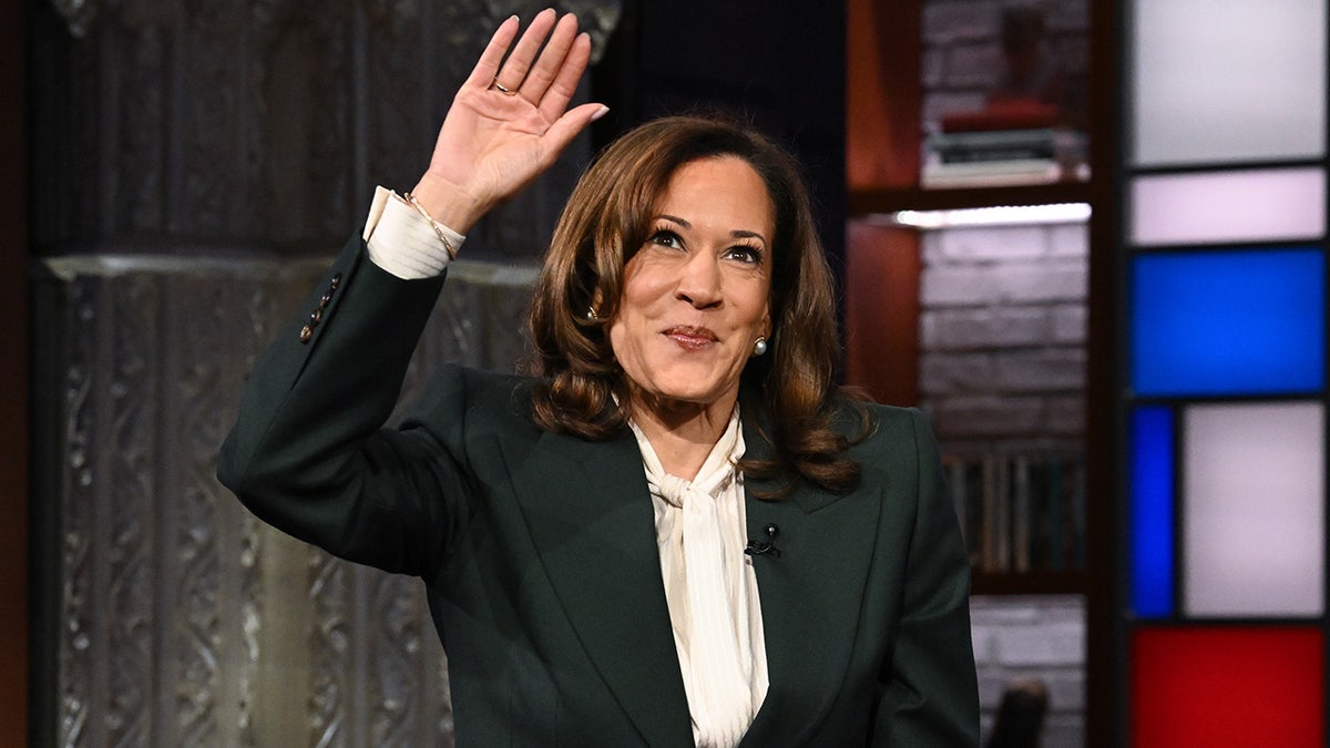 Kamala Harris u The Late Showu