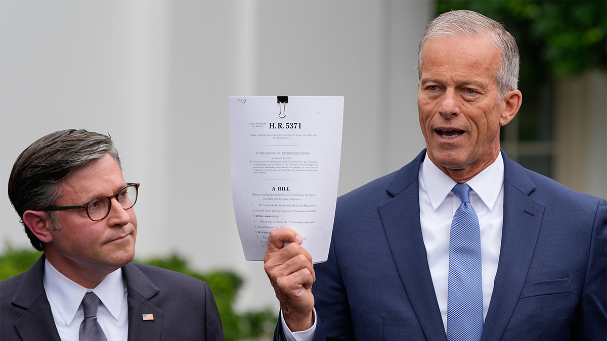 Mike Johnson i John Thune
