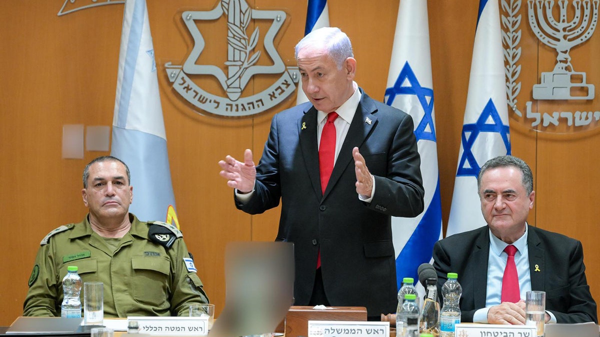 Netanyahu, Zamir i Katz