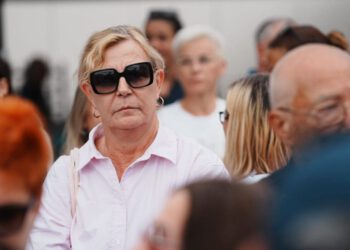 Bačvice bez hlada: Anita Birimiša prozvala gradsku vlast zbog sječe stabala u Bregovitoj ulici