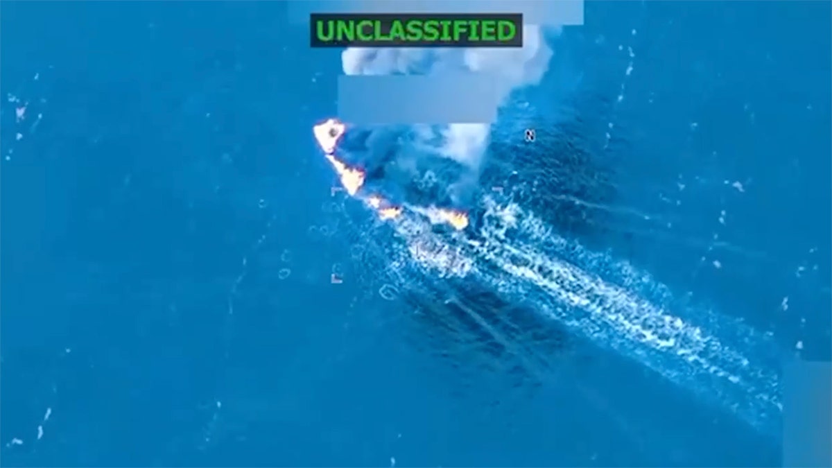 Predsjednik Donald Trump u petak je najavio istinu Social -a da je naredio smrtonosni štrajk na brodu povezano s određenom terorističkom organizacijom koja djeluje na području odgovornosti američkog zapovjedništva Southern.