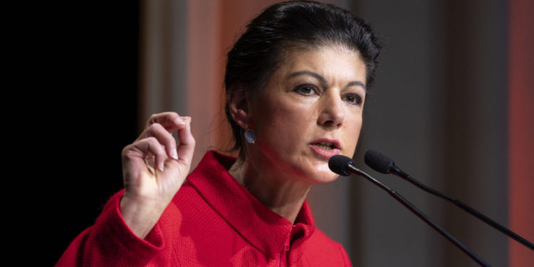 veteran njemačkog političara ismijava planove za novačenje — RT World News