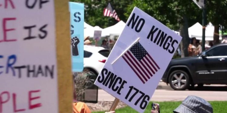 ‘Bez kraljeva’: Skorašnji prosvjed koji bi mogao privući milijune diljem SAD-a protiv Trumpa