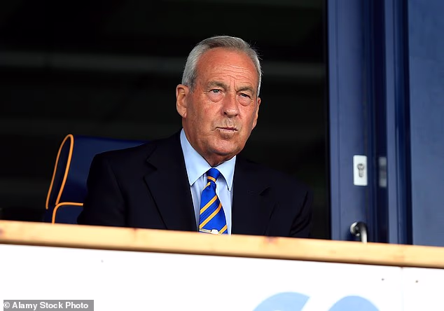 Jedan potencijalni kupac iz Shrewsburyja rukovao se s Wycherleyem oko cifre i potom poslao službenu pismenu ponudu za manje od pola dogovorene cijene