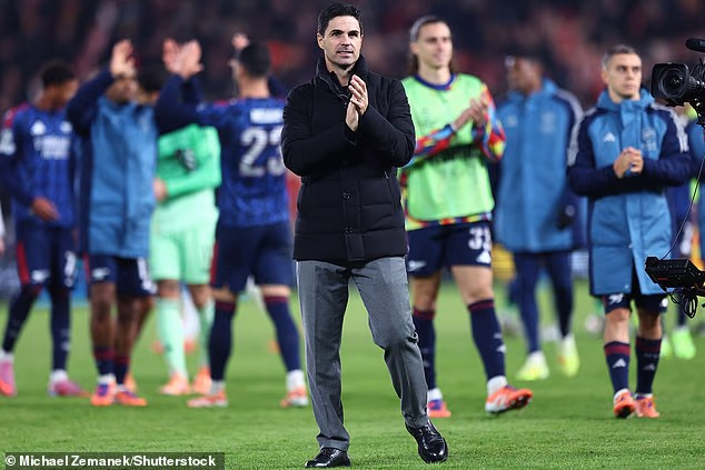 Mikel Arteta ima dosta razloga za osmijeh nakon što je Arsenal izjednačio klupski rekord u broju čistih golova