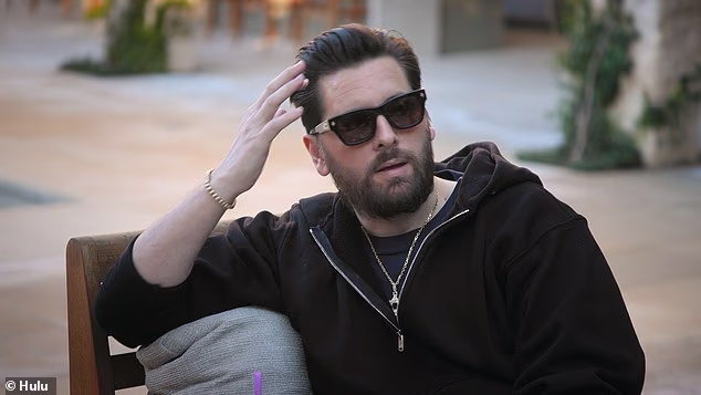 42-godišnja reality zvijezda priznala je u četvrtak u epizodi Kardashiana: 'Razgovarala sam s Maseom i on je kao, "Zapravo se ne možeš pomaknuti"'