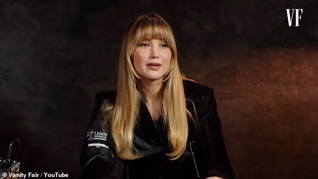 35-godišnja oskarovka nije mogla proći komentare kao običan nesporazum, budući da ih je izrekla dok je bila priključena na detektor laži za Vanity Fair s kolegom iz serije Umri moja ljubav Robertom Pattinsonom