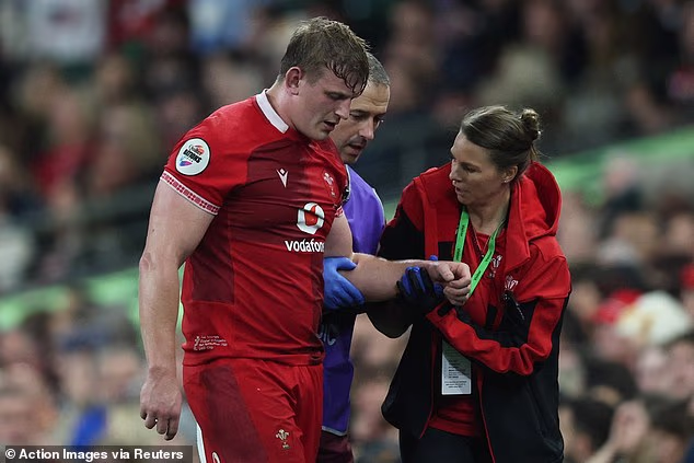 Jac Morgan propustit će ostatak jesenskih međunarodnih utakmica zbog iščašenog ramena, težak udarac za Wales