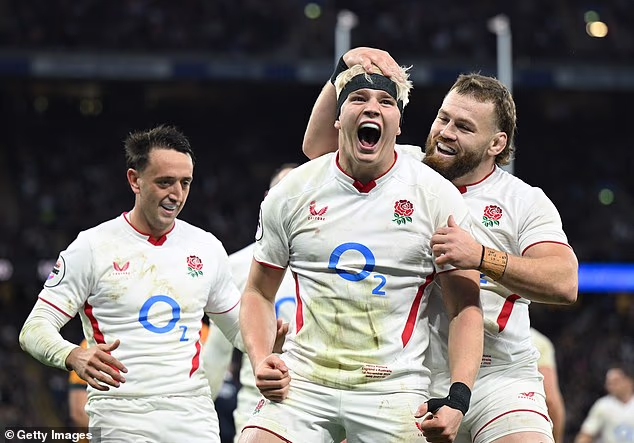 Ali u mladim igračima kao što je Henry Pollock (u sredini), također imaju talentiranu novu generaciju neopterećenu strahom