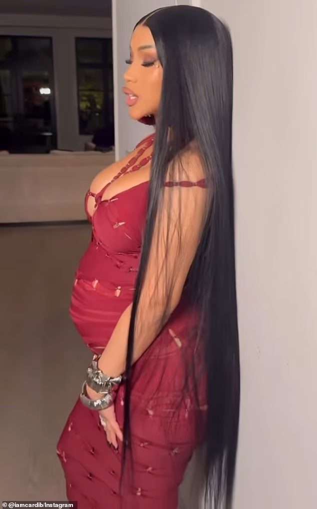 Nadalje je izjavila: 'Uložila sam sav ovaj posao, ali radim sav ovaj posao dok stvaram bebu. Sretan sam što se osjećam kao da sam u dobrom prostoru'