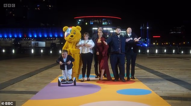 Ovogodišnji telethon otvorio je poseban isječak na temu Simpsona dok su domaćini rekreirali legendarne naslove sitcoma