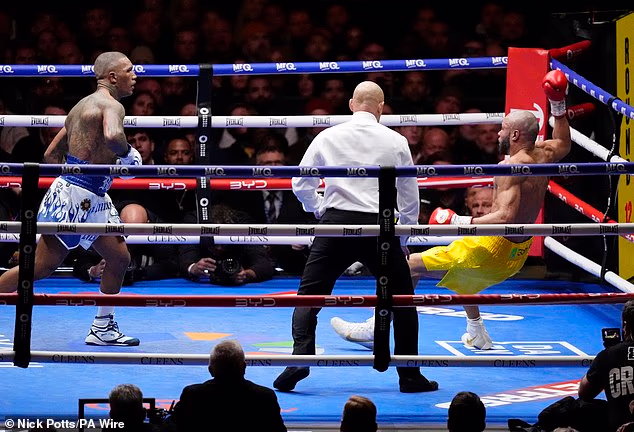 Benn, koji je u posljednjoj rundi srušio Eubanka Jr., izjavio je da će se vratiti u velter kategoriju i da će ganjati naslov svjetskog prvaka