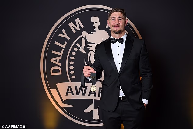 Izdavanje pištolja NSW Origin složili su se Eelsi, na temelju toga što se on neće pridružiti rivalskom NRL klubu bez njihova dopuštenja