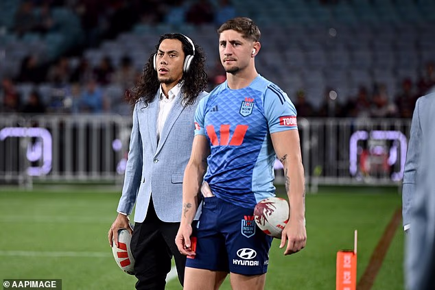 Taj je potez potaknuo glasine da bi se mogao pridružiti natjecanju R360 ragbijaške unije koja se odvaja