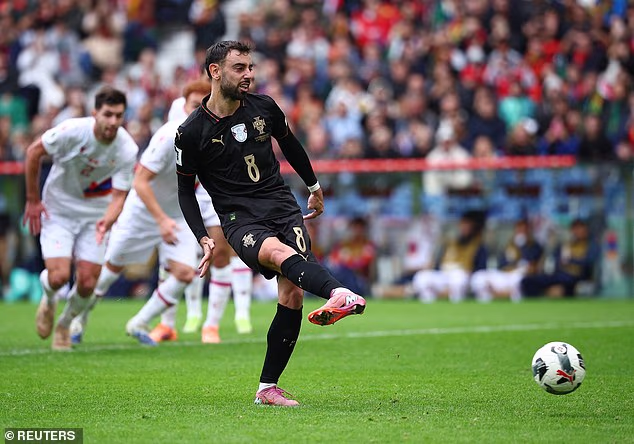 Zabio je dva jedanaesterca unutar tog hat-tricka dok se Portugal kvalificirao za Svjetsko prvenstvo 2026.