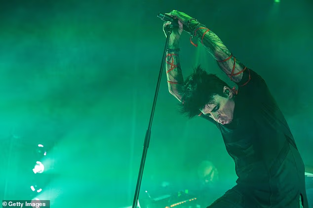 Hitmejker, koji ima Aspergerov sindrom, trebao bi izaći na pozornicu koncertne dvorane Bristol Beacon u nedjelju navečer