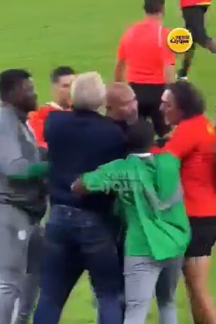 Chelle je ponovno bio suzdržan od sukoba s klupom DR Konga