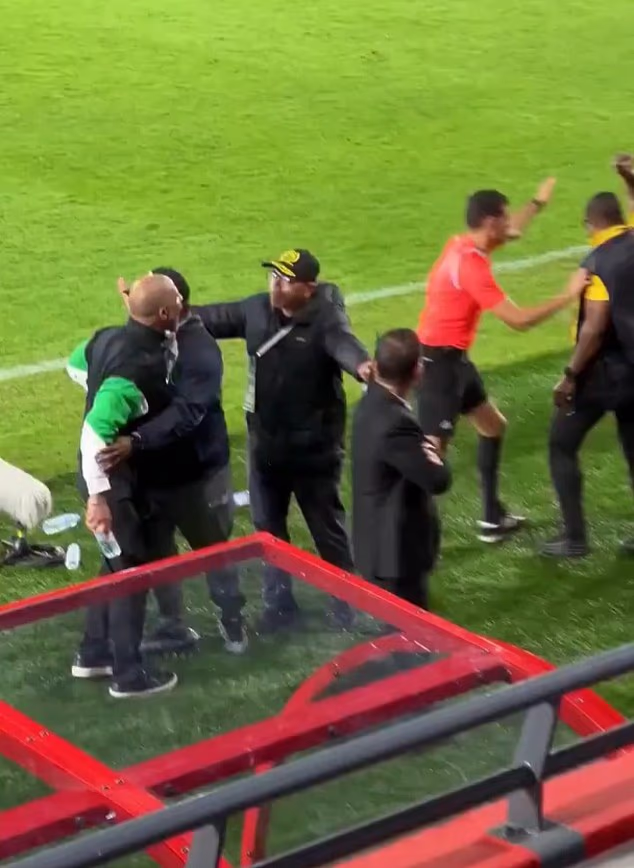 Trener Nigerije je nakon utakmice tvrdio da je do sukoba došlo jer je protivnik 'prakticirao vudu', što je DR Kongo demantirao