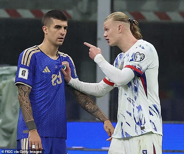 Dvojac se sukobio malo prije poluvremena, a onda je Haaland zabio dva nakon navodnog dodirivanja