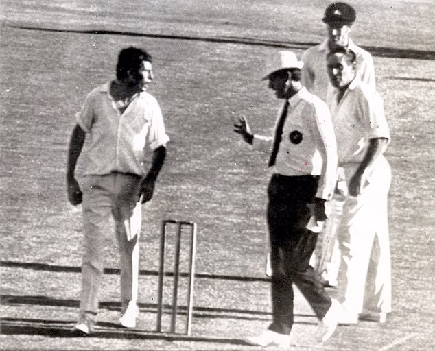 21. John Snow: In the 1970-71 series finale, Snow was warned by umpire Lou Rowan for bouncing Australian tailender Terry Jenner