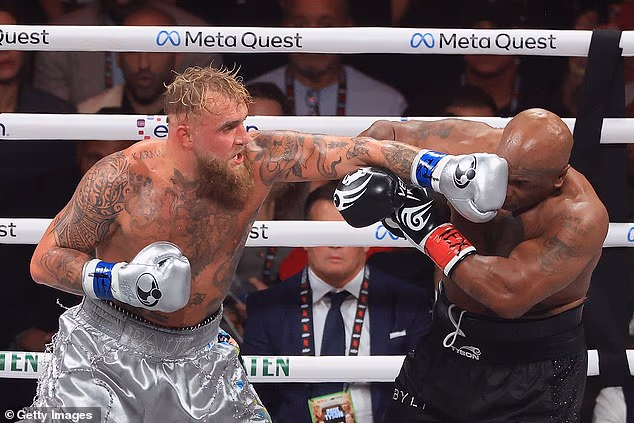 Paul je prošle godine kontroverzno pobijedio Mikea Tysona i izgubio je samo jedan put otkako se okrenuo boksu