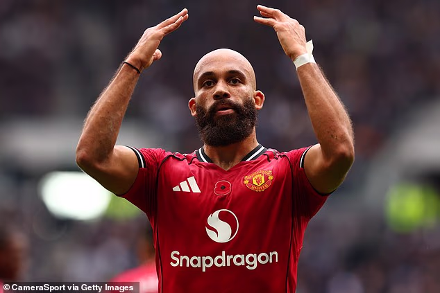 Manchester United je možda jedna od najteže pogođenih momčadi, a Bryan Mbeumo je spreman otići