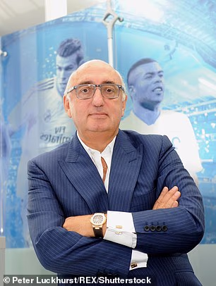 Barnett je 1992. godine osnovao agenciju za talente Stellar Group