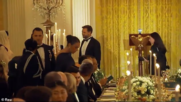 Događaj je bio u znak dobrodošlice princu Saudijske Arabije Mohammedu bin Salmanu na njegovoj turneji po Americi