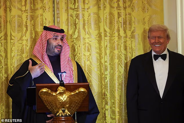 Uz princa Saudijske Arabije Mohammeda bin Salmana stajao je predsjednik Donald Trump dok je u utorak govorio u Bijeloj kući