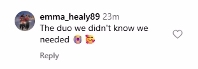 Obožavatelji su ostali u čudu nad slatkim i korisnim trenutkom majke i sina dok su željno pozivali da par zajedno objave pjesmu