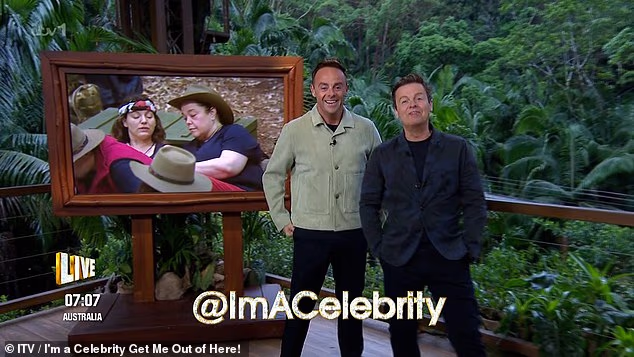 Zatim ga je izbacio s ekrana, prije nego što se još jednom sabrao i razgovarao s gledateljima kod kuće o tome što slijedi u nadolazećoj epizodi